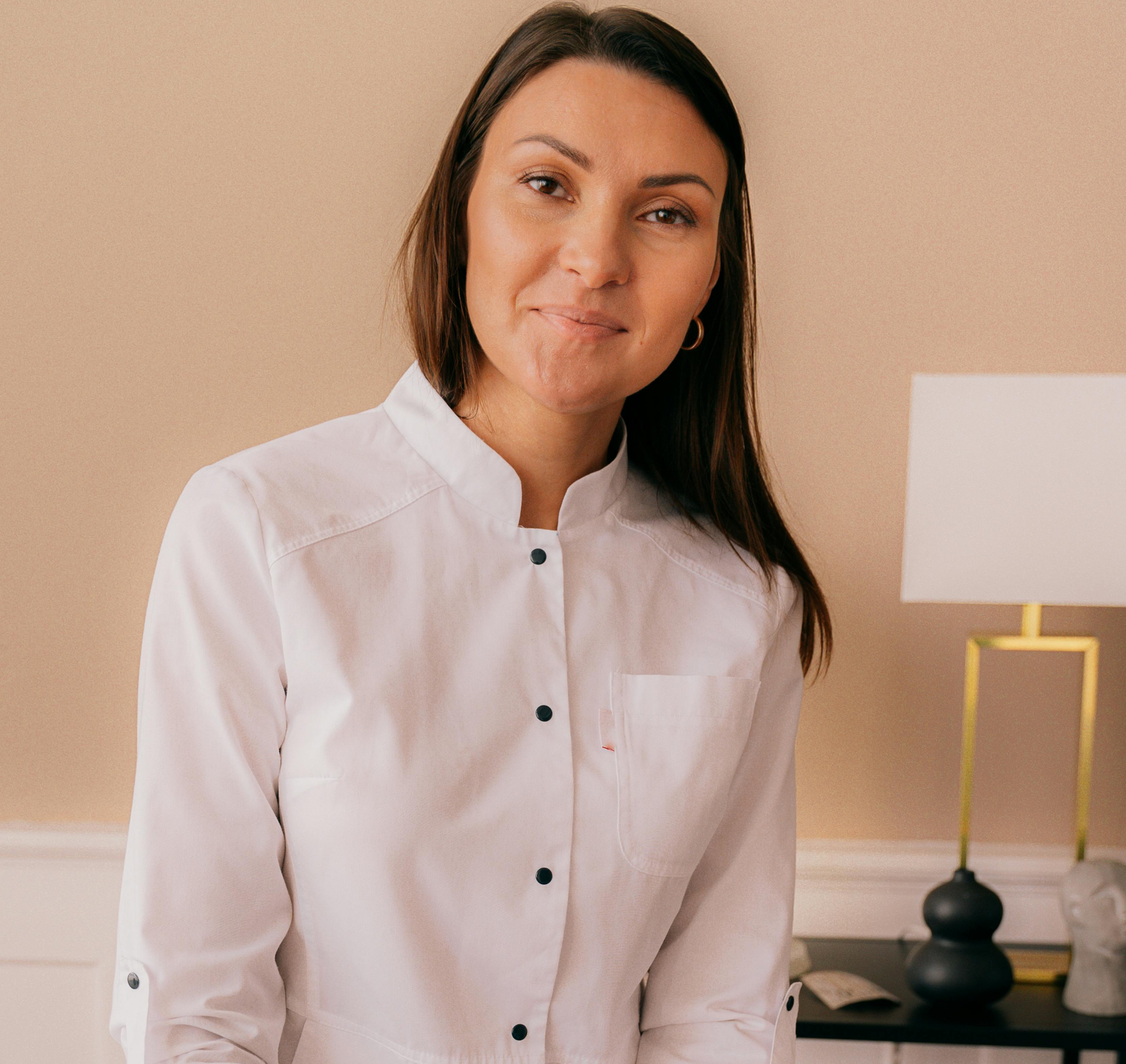 Name + qualifications Name + qualifications